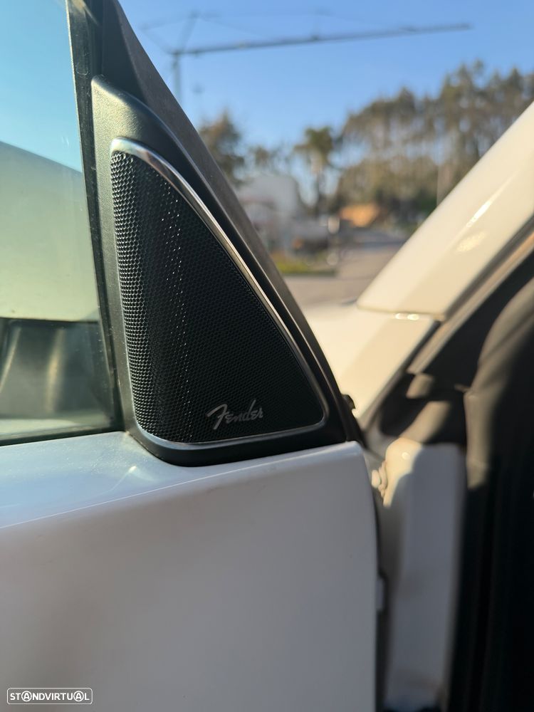 VW New Beetle 1.2 TSI Fender Edition - 14