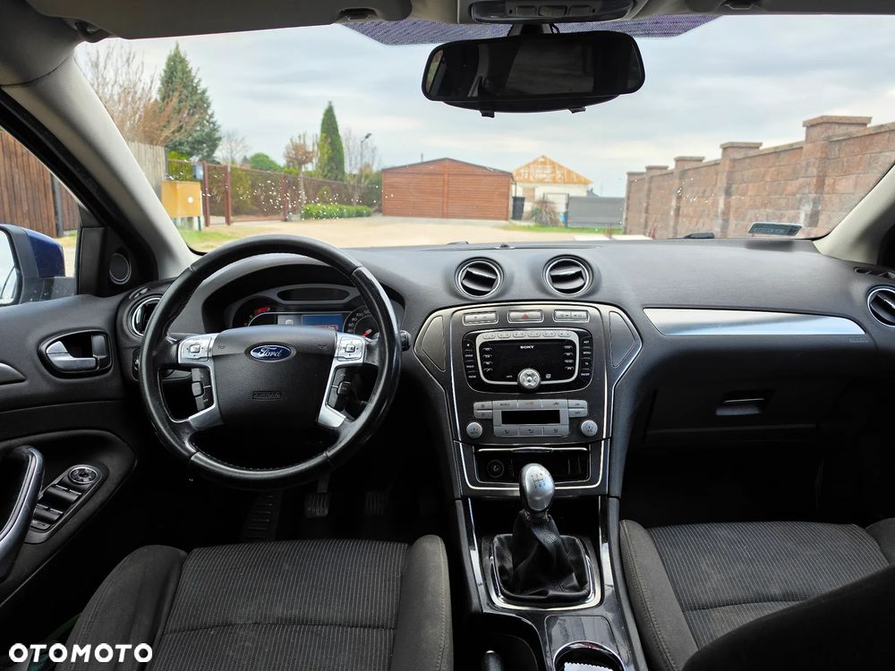 Ford Mondeo 1.6 Ghia - 5