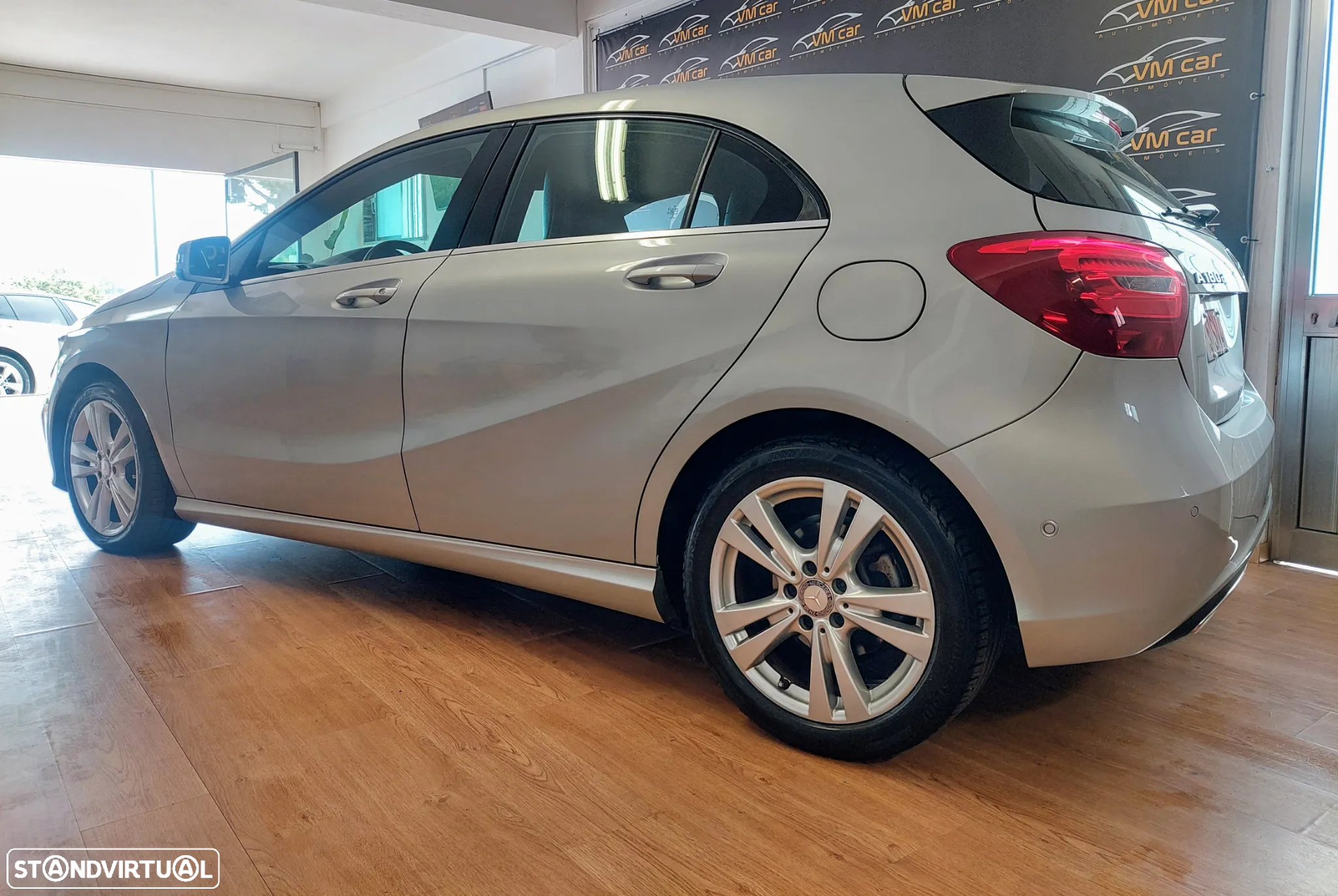 Mercedes-Benz A 180 d Urban Aut. - 13
