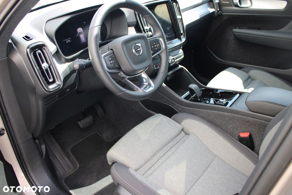 Volvo XC 40 - 11