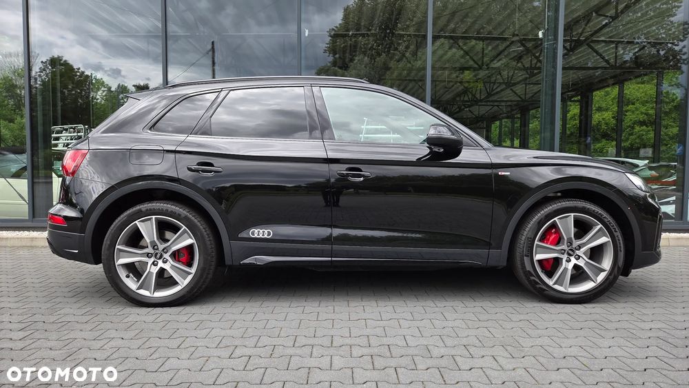 Audi Q5 55 TFSIe quattro S tronic S line - 40