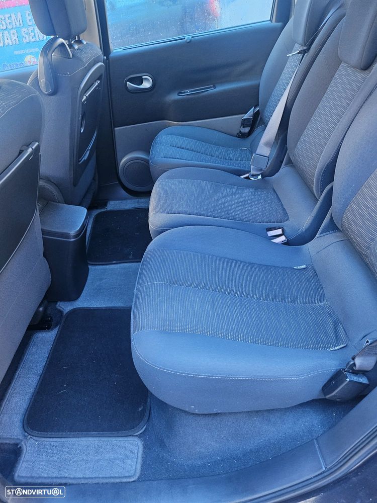 Renault Scénic 1.5 dCi Dynamique S - 2