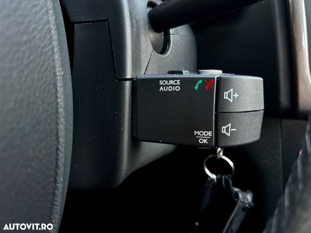 Dacia Sandero Stepway dCi 90 S&S Prestige - 19