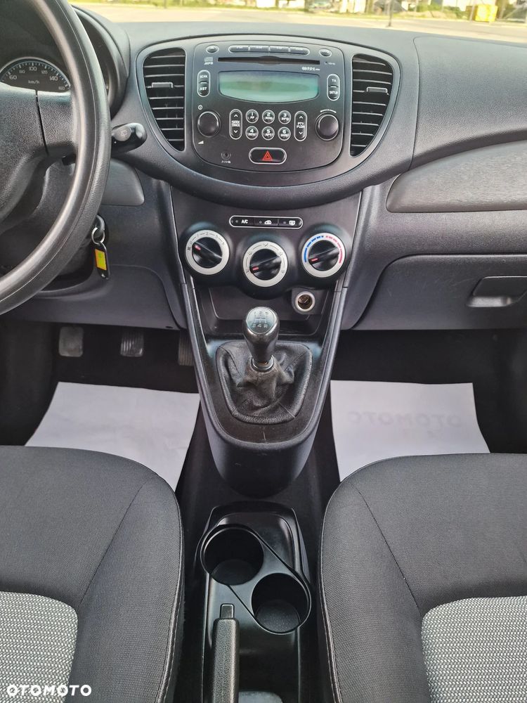 Hyundai i10 1.1 Premium - 22