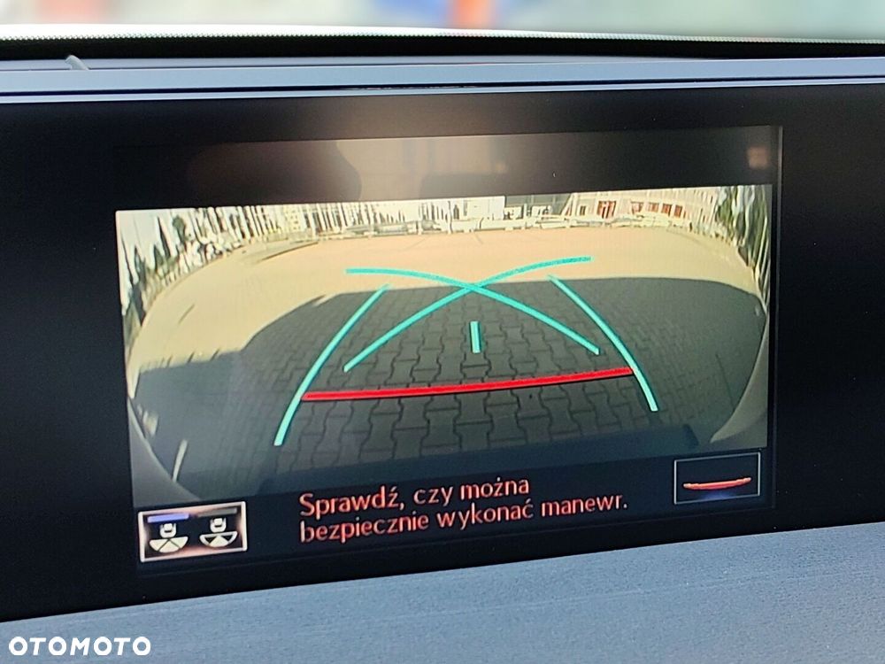 Lexus UX 250h GPF F Impression 2WD - 22