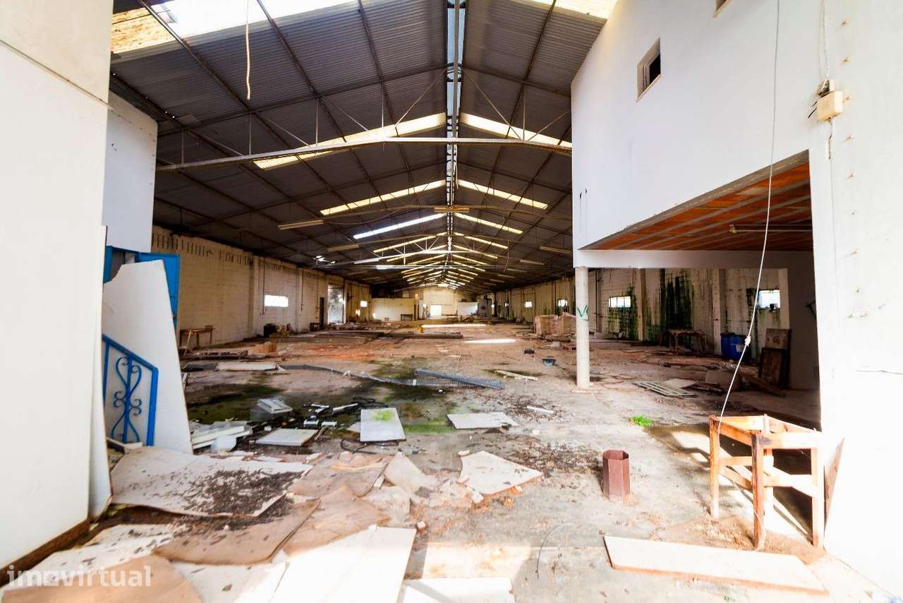 Prédio Industrial / Armazém – Maceirinha, Leiria - Grande imagem: 5/9