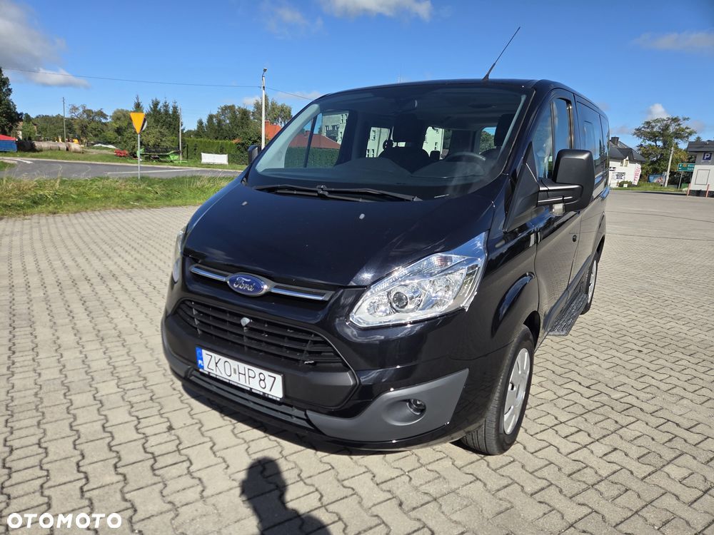 Ford Tourneo Custom - 2