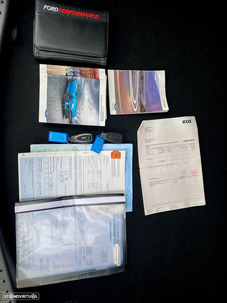 Ford Focus 2.3 EcoBoost S&S 4WD RS - 26