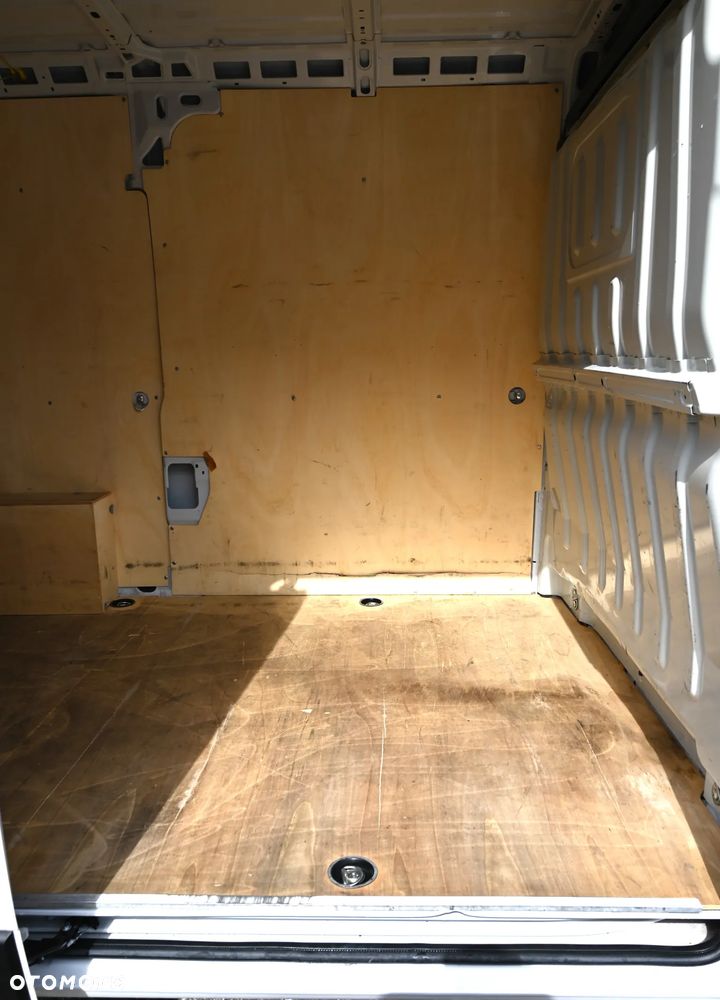 Opel Movano - 24