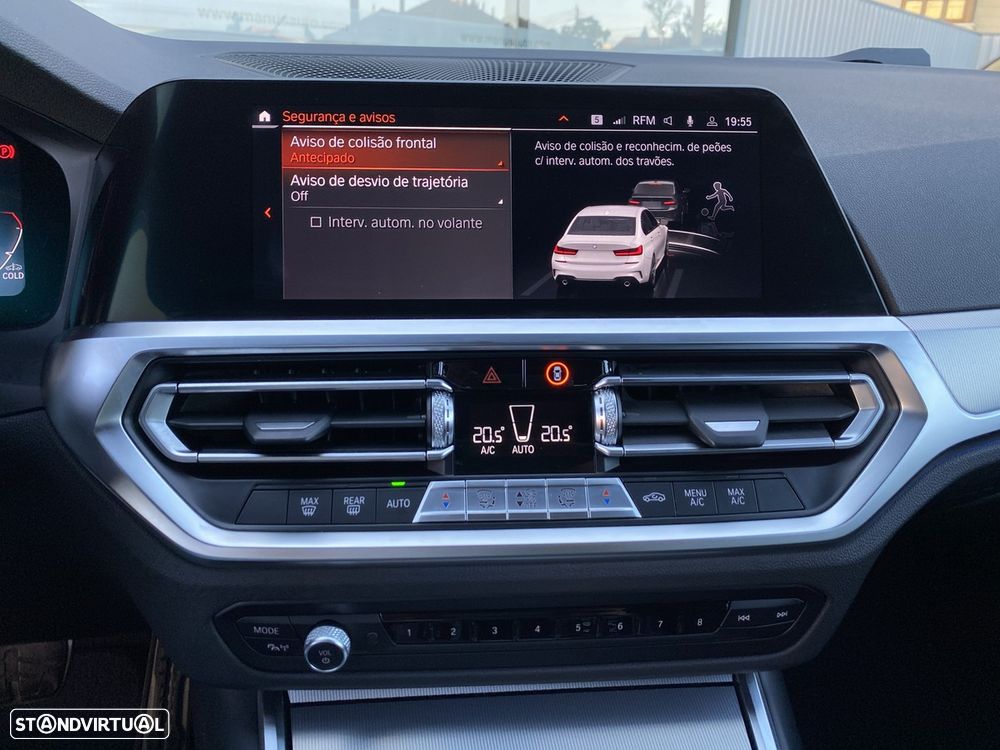 BMW 318 d Pack Desportivo M Auto - 30