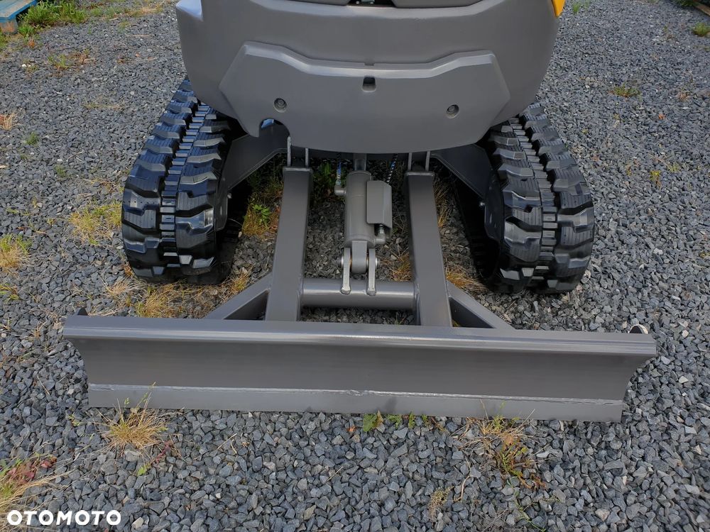 Volvo ECR25D NOWA DOSTĘPNA OD RĘKI, SZYBKOZŁĄCZE, DŁUGIE RAMIĘ, OBRÓT W OBRYSIE - 39