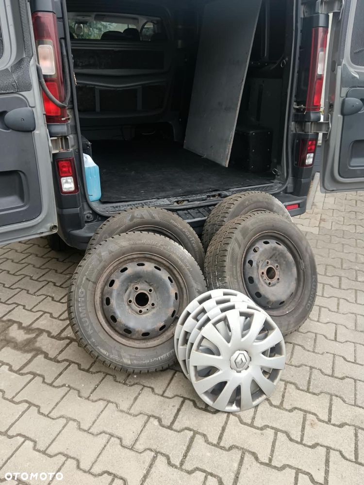 Renault Trafic - 16