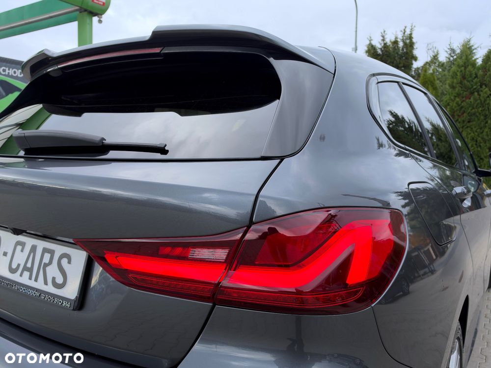 BMW Seria 1 118d Edition M Sport Shadow - 24