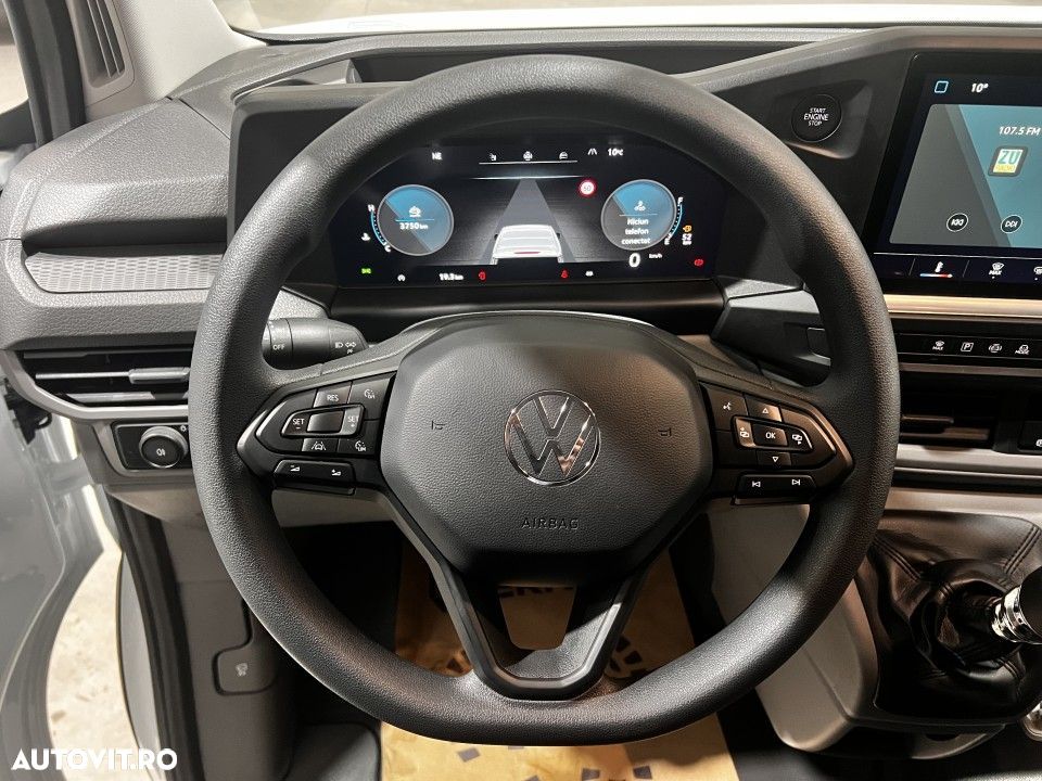VOLKSWAGEN Transporter 2025 — imagine 5