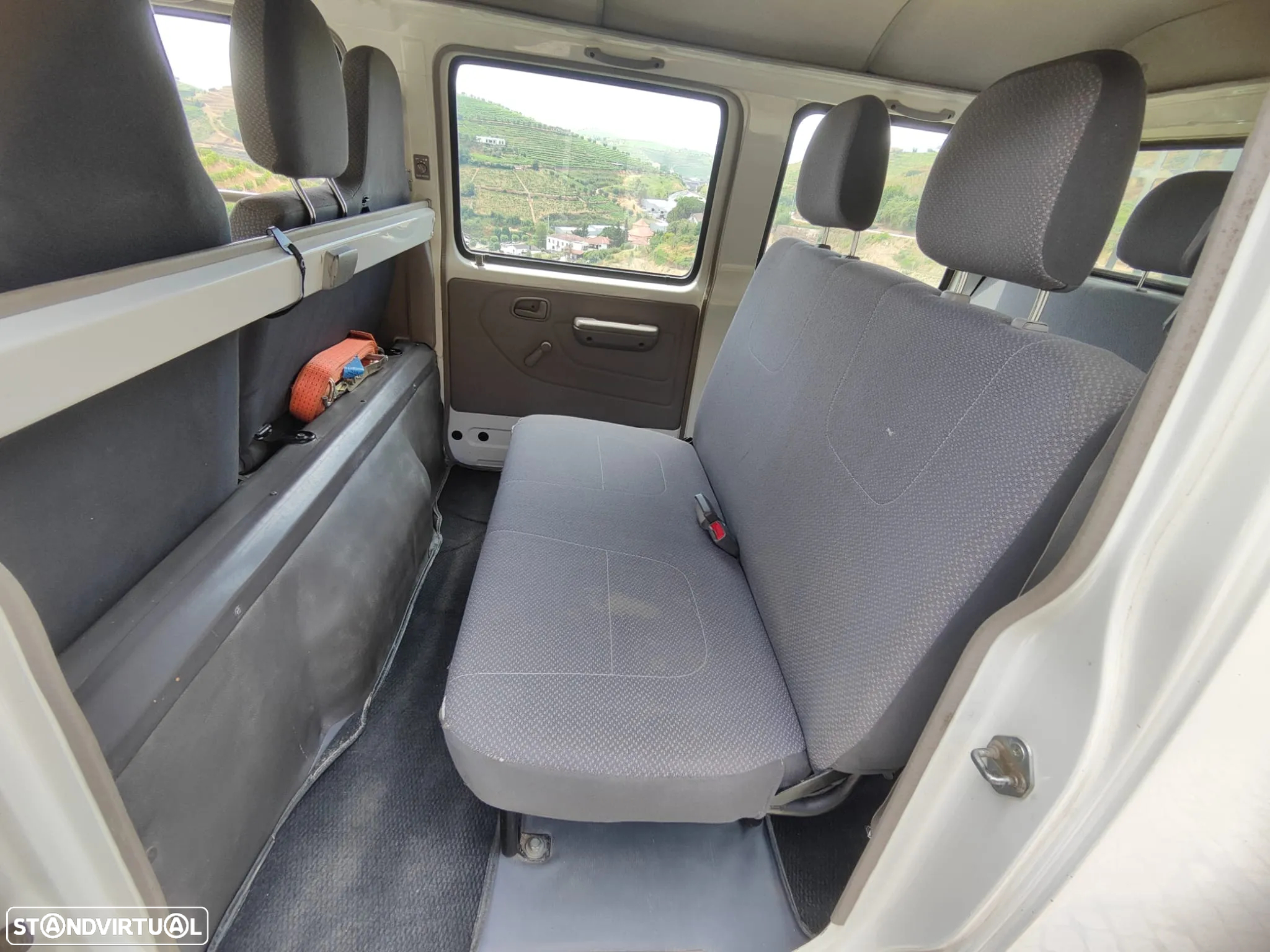 Toyota Dyna 3.0 D4d Diesel CT RD 9 lugares 109 cv / 80 kW 2009 1KD-FTV - 7