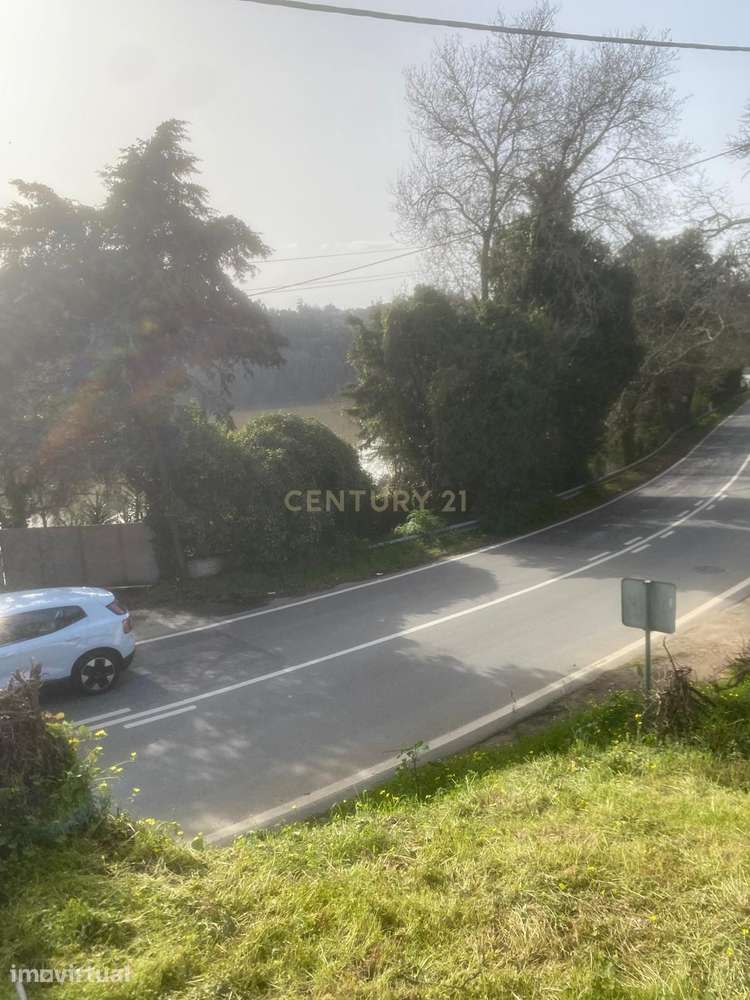 Terreno com 500 m² à Beira do Rio Douro – Jovim, Gondomar - Grande imagem: 2/6