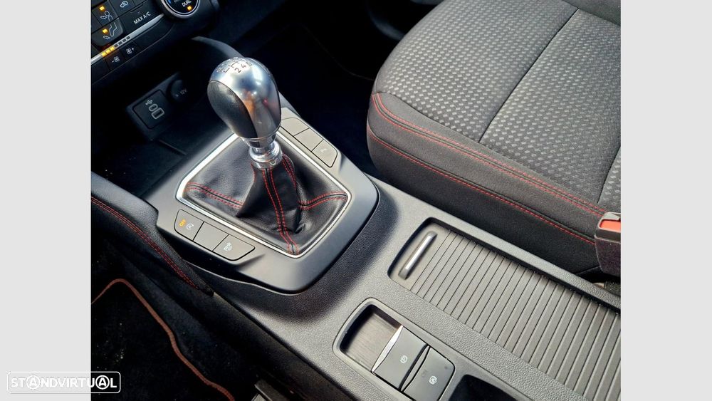 Ford Kuga 1.5 EcoBoost ST-Line - 20