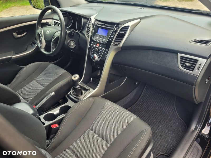 Hyundai i30 - 30