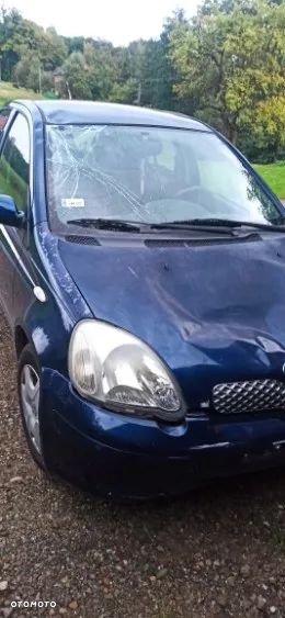 Toyota Yaris 1.0 Base - 6