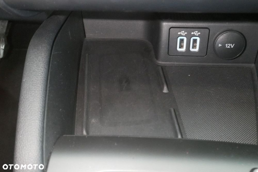 Ford Kuga - 31