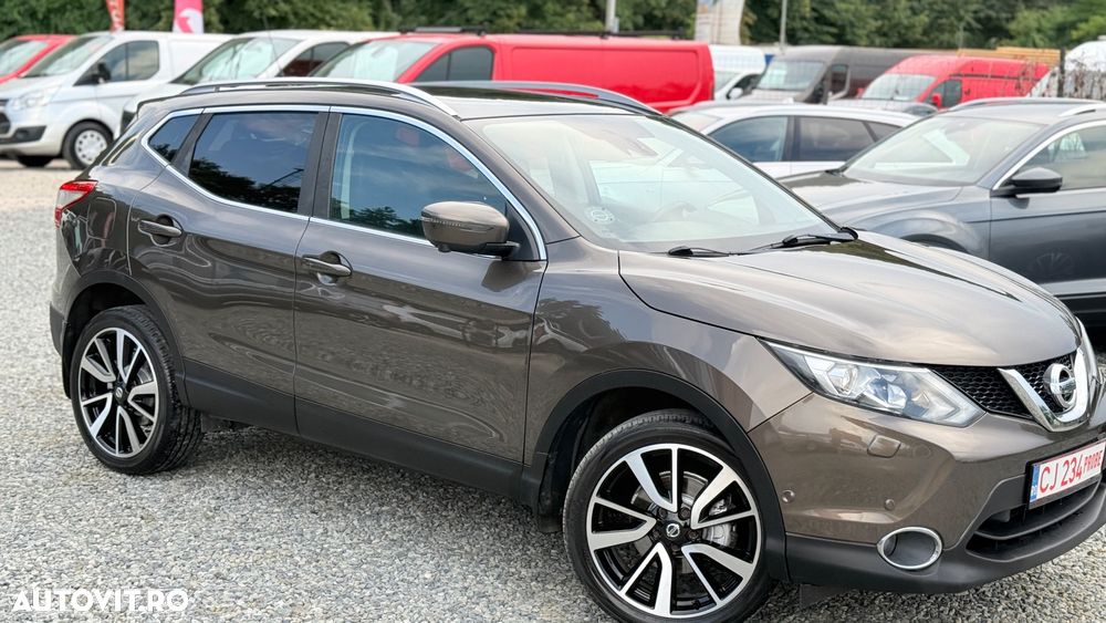 Nissan Qashqai 1.6 DIG-T TEKNA - 23