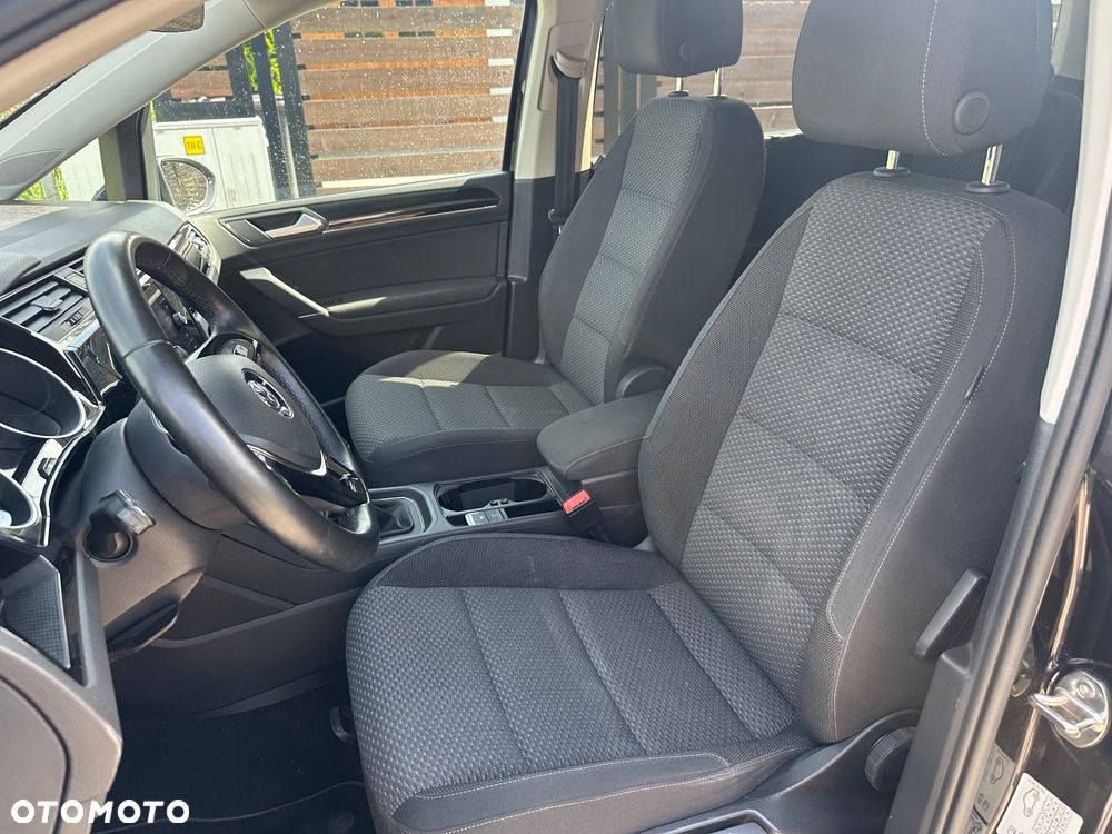 Volkswagen Touran 1.5 TSI EVO Comfortline - 20
