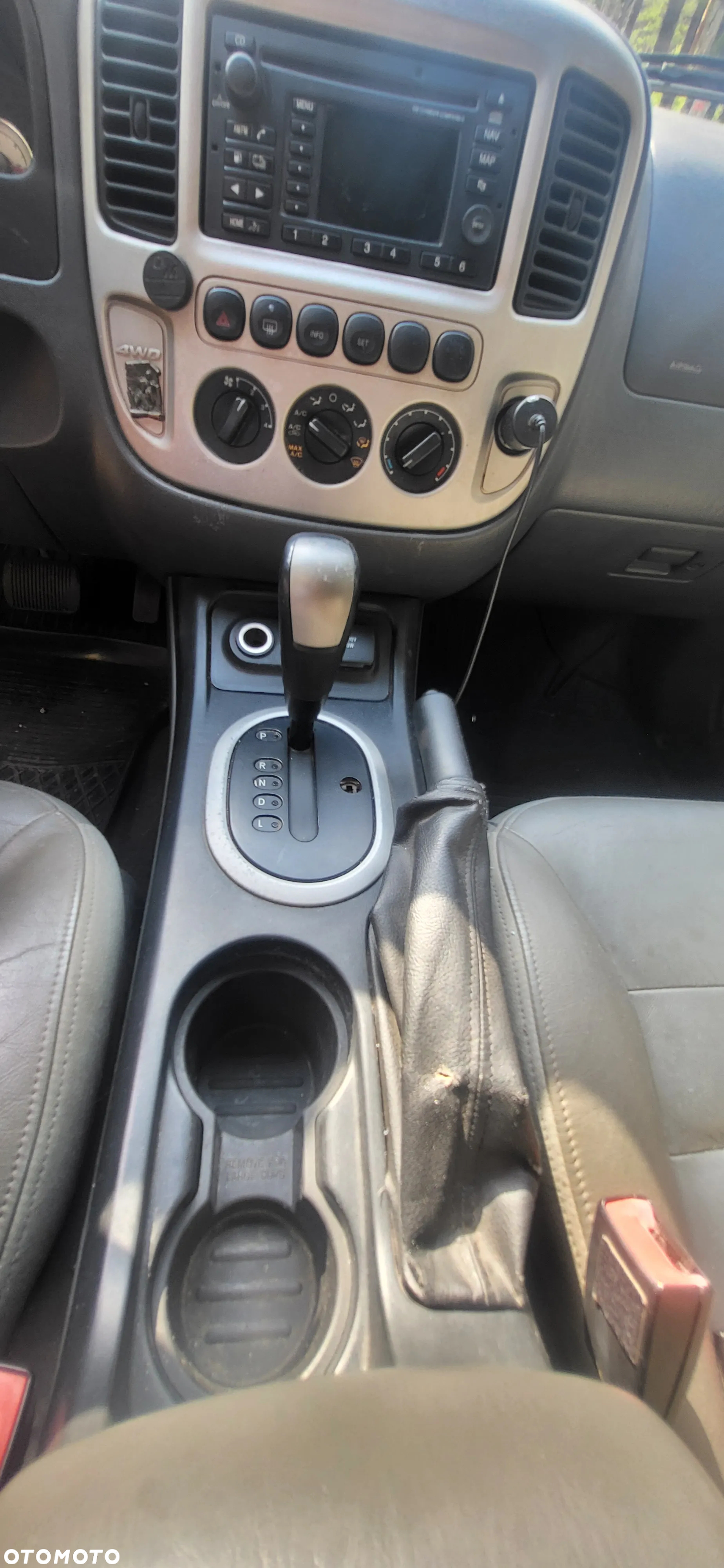 Ford Escape 2.3 4WD Hybrid - 25