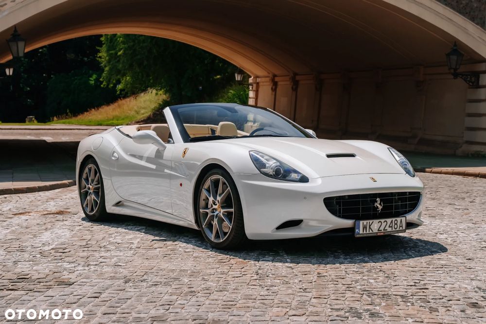 Ferrari California F1 DCT - 5