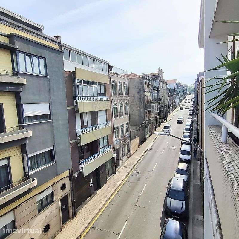 Apartamento T3 para arrendamento - Grande imagem: 2/28