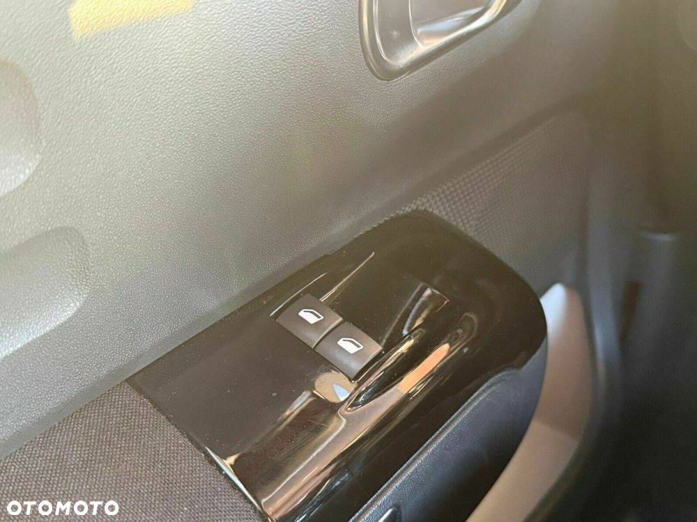 Citroën C3 1.2 PureTech Max - 23