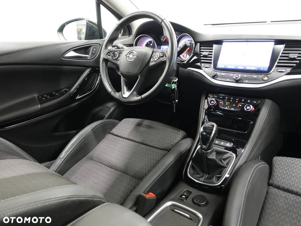 Opel Astra 1.6 BiTurbo D (CDTI) Start/Stop Innovation - 34