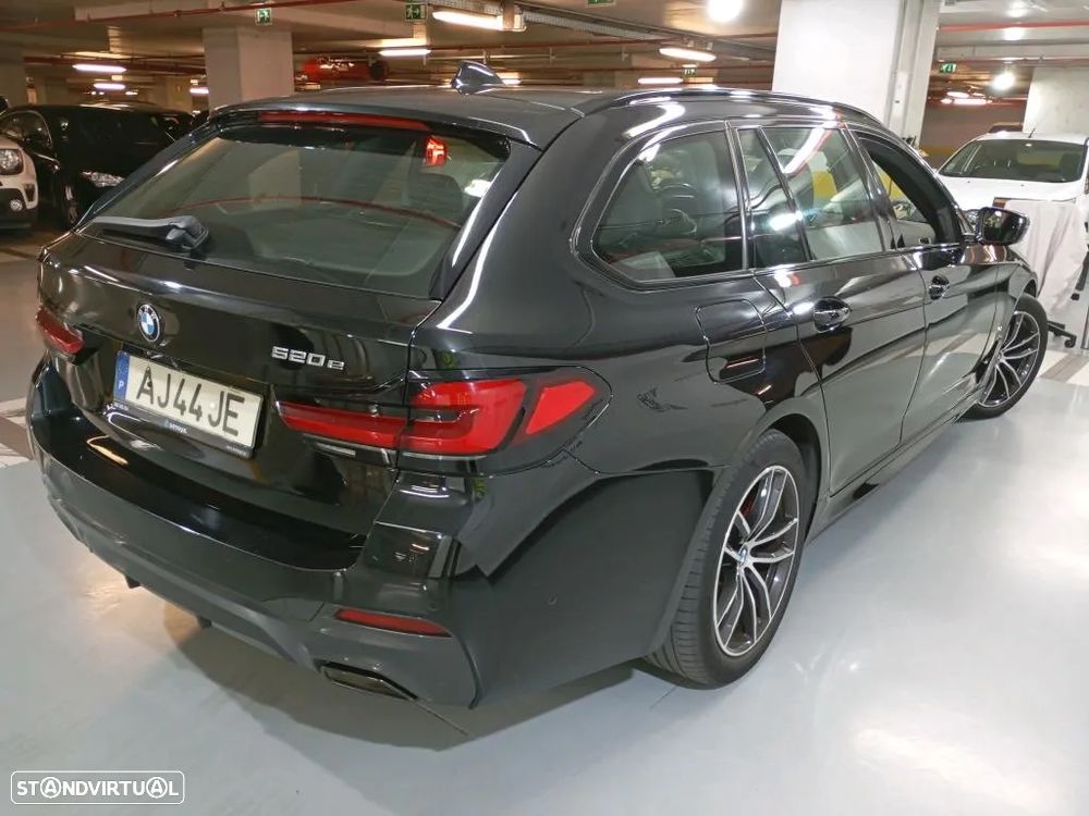 BMW 520 e Pack M - 3