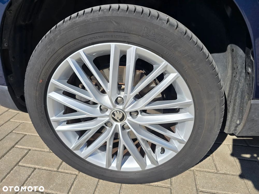 Skoda Karoq - 17