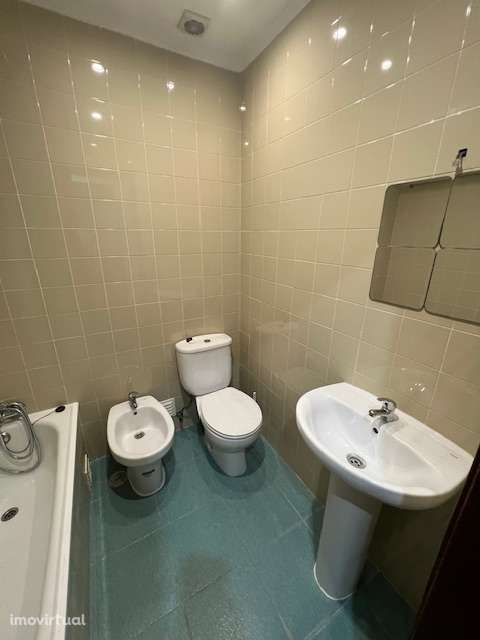 Apartamento T1, inclui Água e Eletricidade - Grande imagem: 4/17