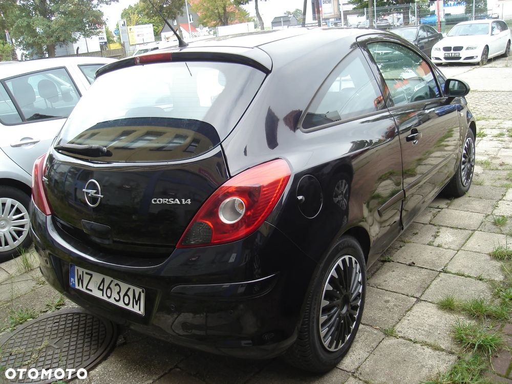 Opel Corsa 1.4 16V Essentia - 4