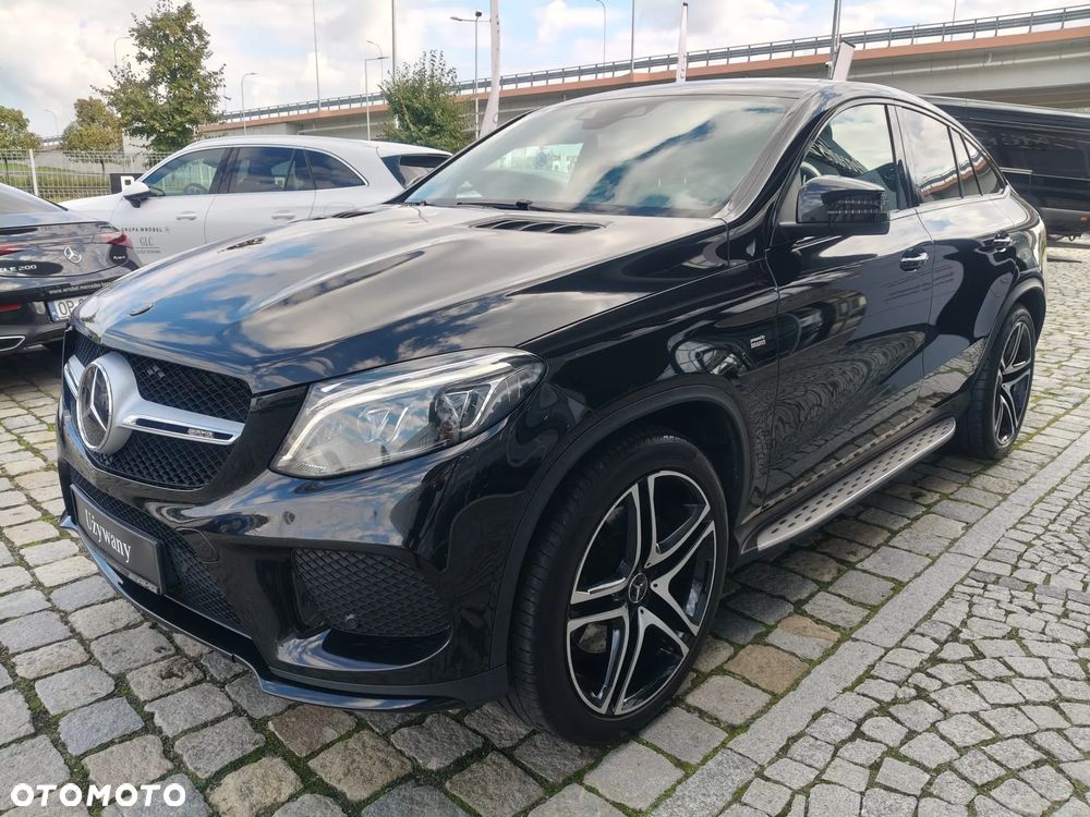 Mercedes-Benz GLE AMG Coupe 43 4-Matic - 3