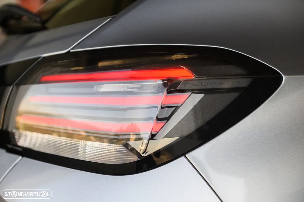 Peugeot 208 1.2 PureTech Active Pack - 21