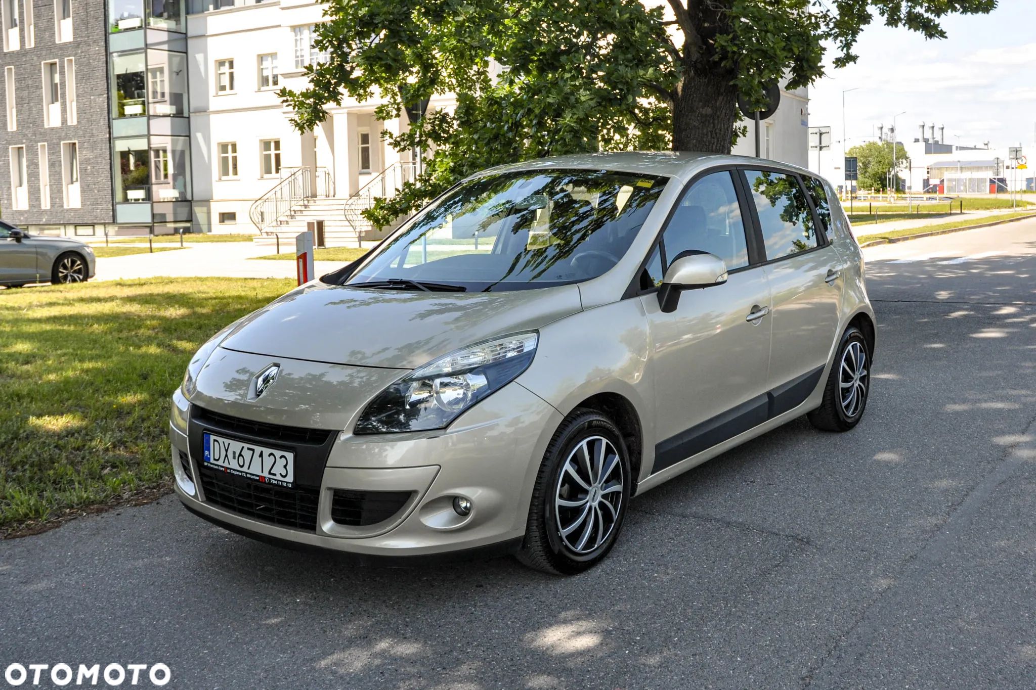 Renault Scenic - 1