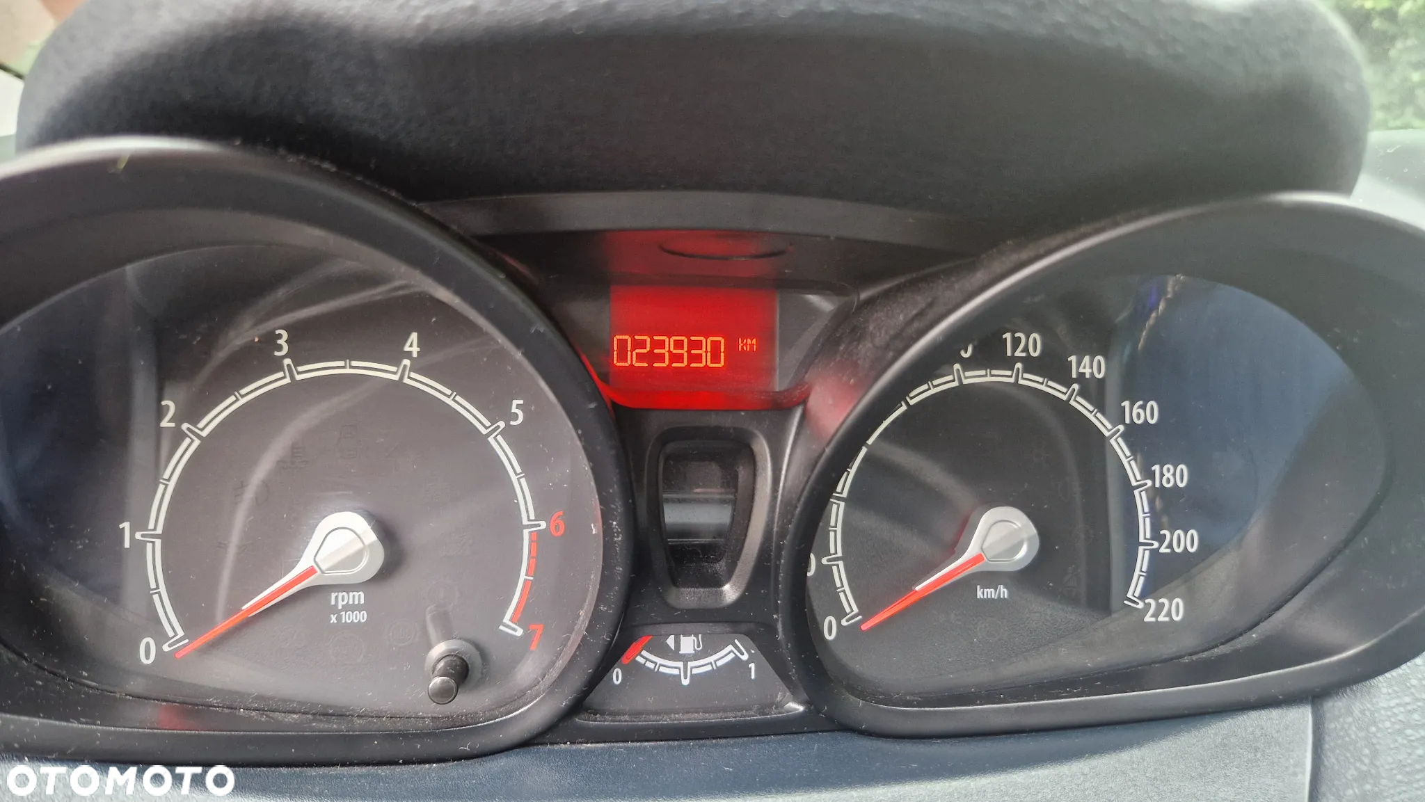 Ford Fiesta - 8