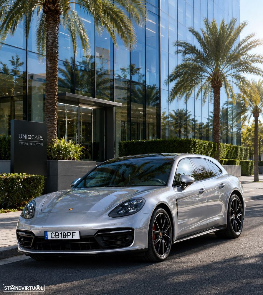 Porsche Panamera Sport Turismo 4S E-Hybrid - 1