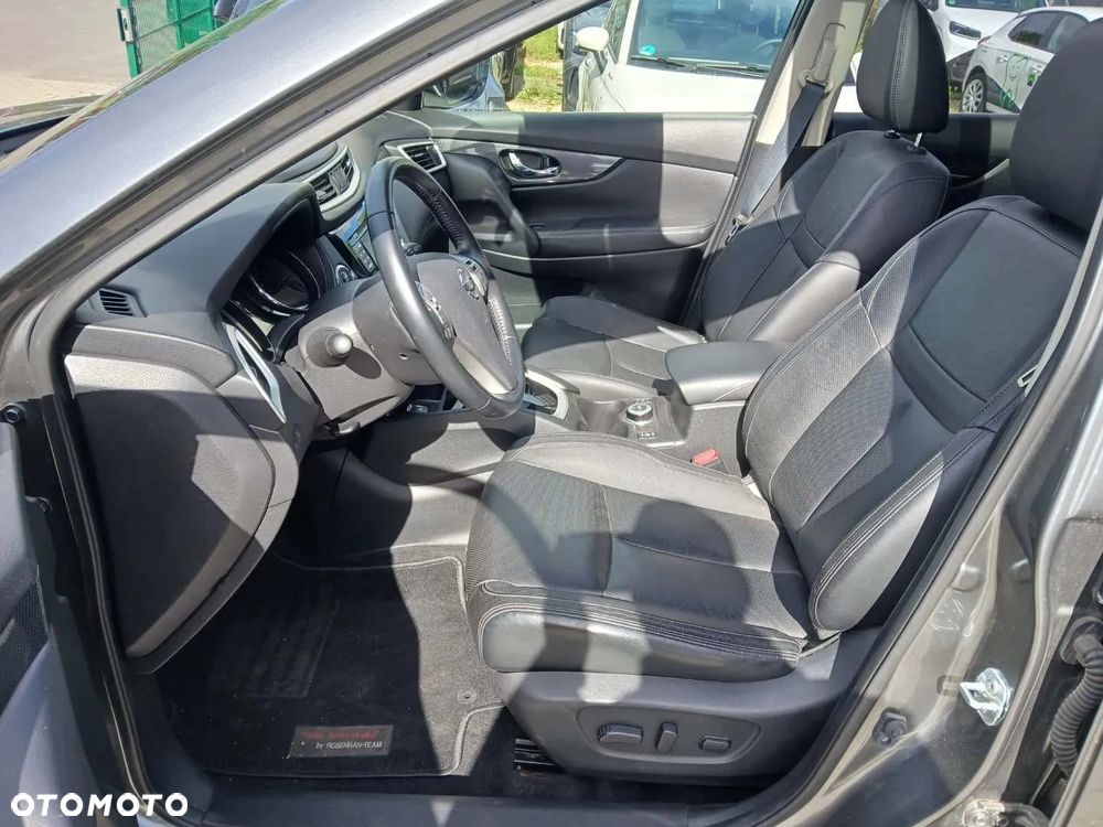 Nissan X-Trail 2.0 dCi ALL-MODE 4x4i Xtronic Tekna - 17