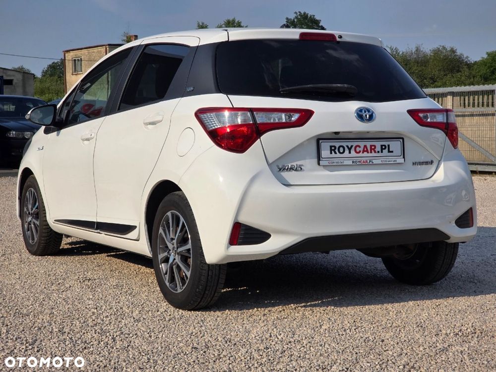 Toyota Yaris 1.5 VVT-i Y20 Team Deutschland - 5