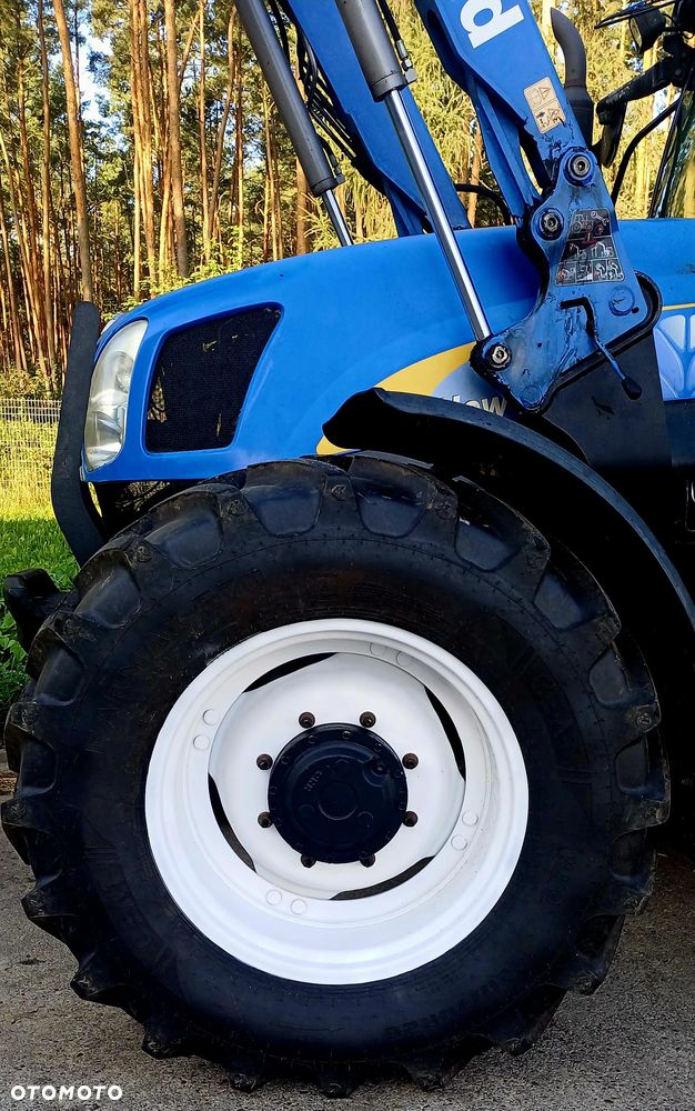 New Holland T6030 - 17