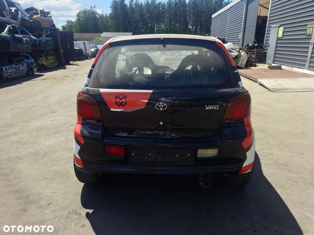 Toyota Yaris TS 01R 1.5 78 KW NA CZĘŚCI - 3