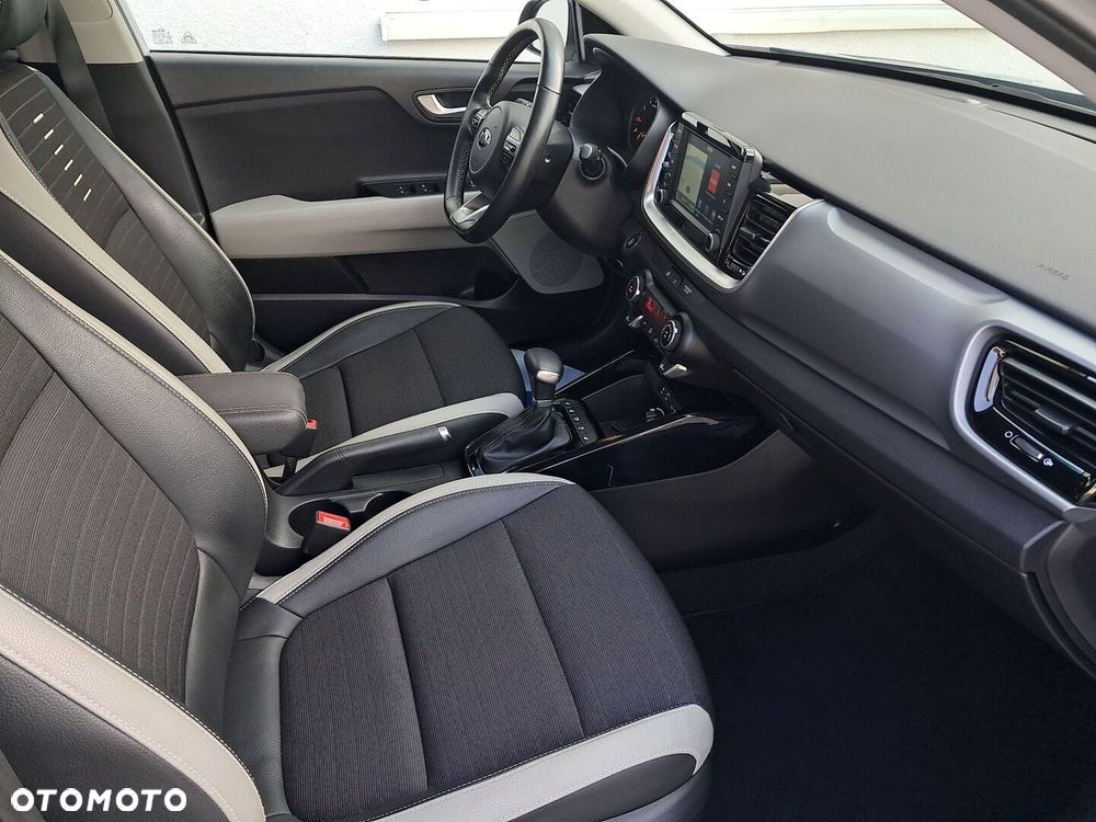 Kia Stonic - 11
