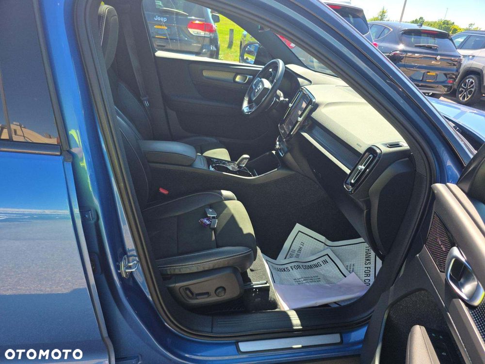 Volvo XC 40 T5 AWD R-Design - 7