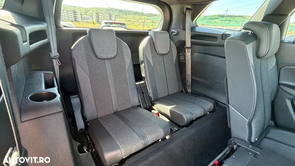 Peugeot 5008 - 21