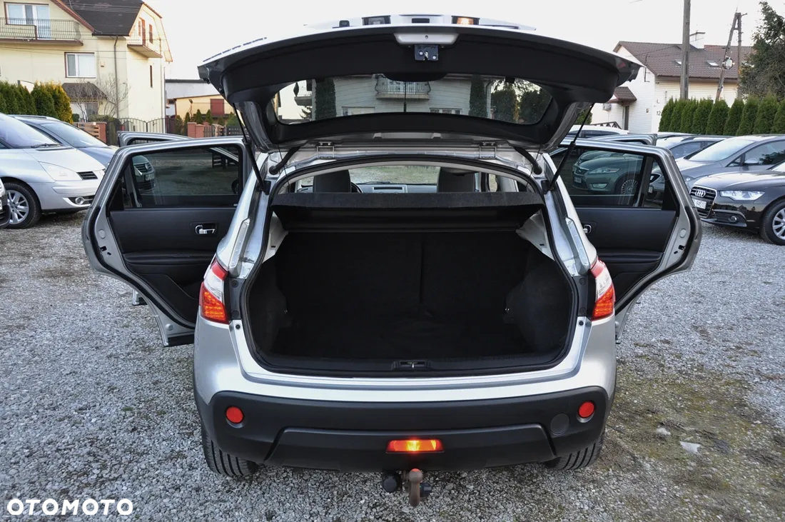 Nissan Qashqai 2.0 tekna - 8