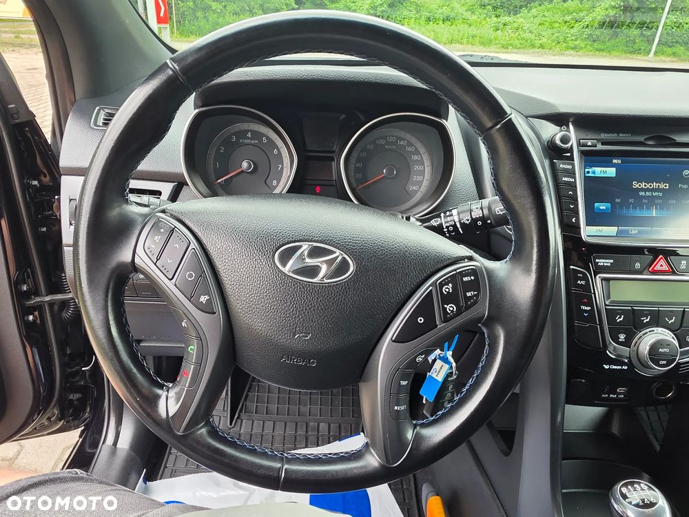 Hyundai i30 1.6 GDI BlueDrive Premium - 16
