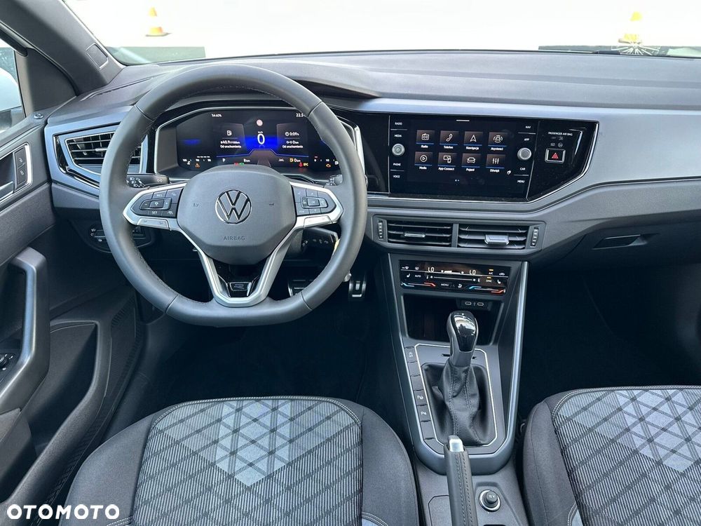 Volkswagen Polo 1.0 TSI R-Line Plus DSG - 21